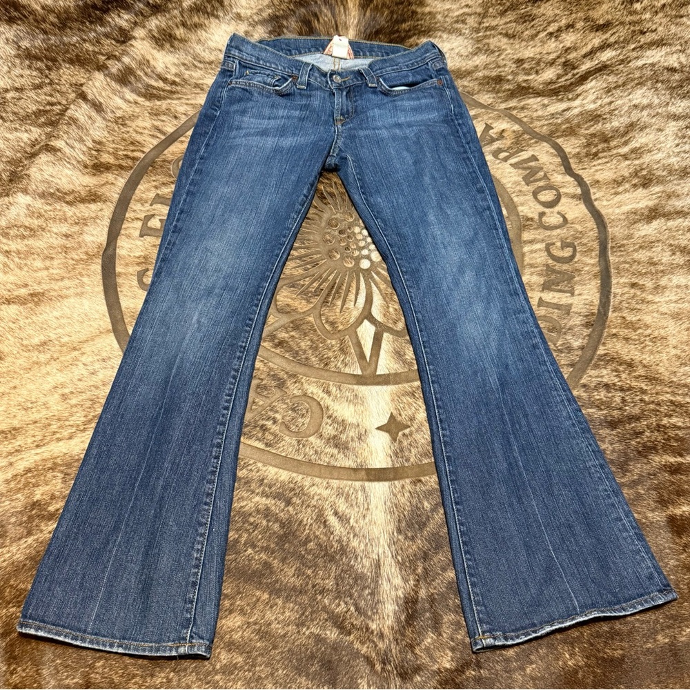 Lucky Brand Low-rise Blue Flare Wide Leg Jeans “Zoe” size 6/28